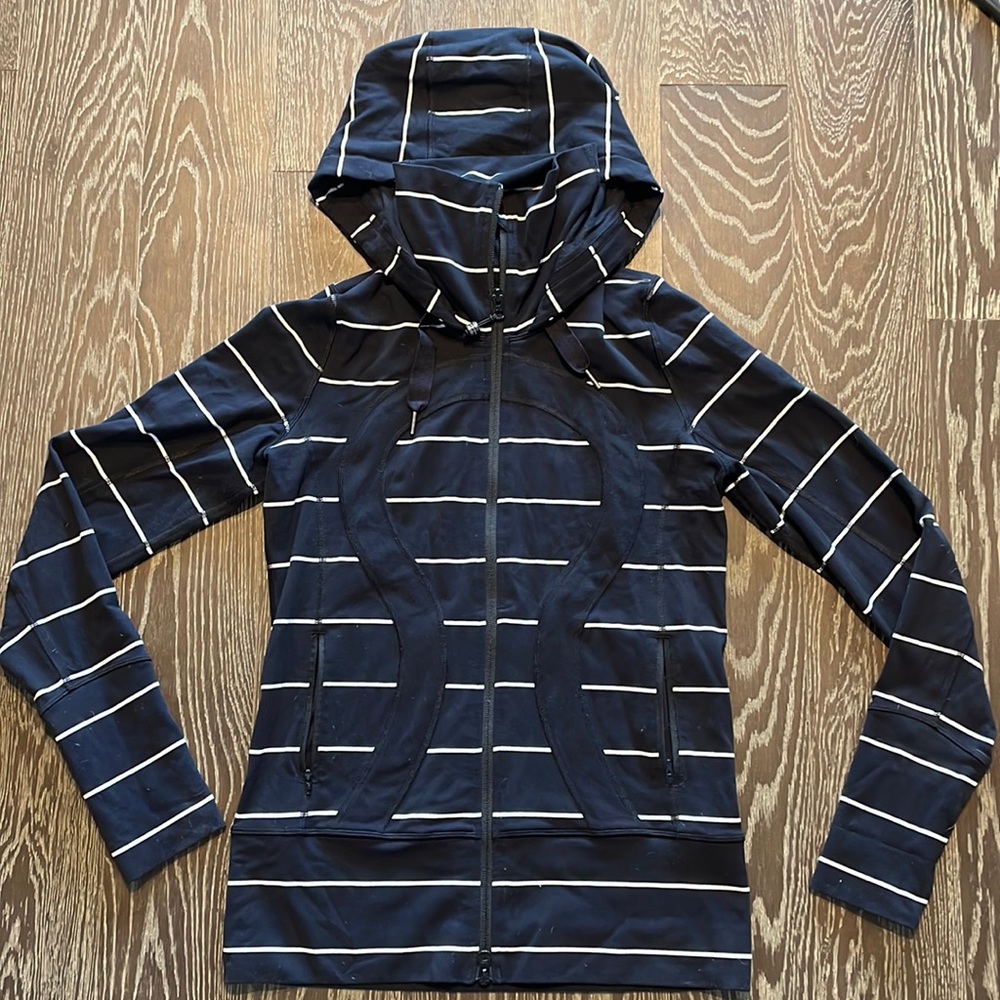Lululemon Striped Hoodie sz 6
